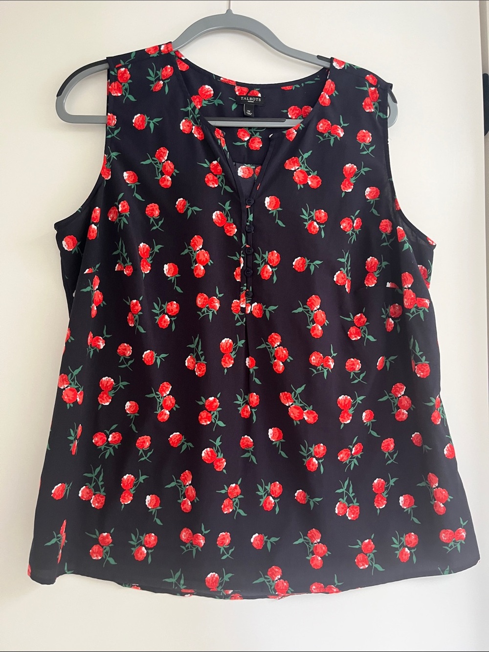 Talbots Black Sleeveless Raspberry Blouse